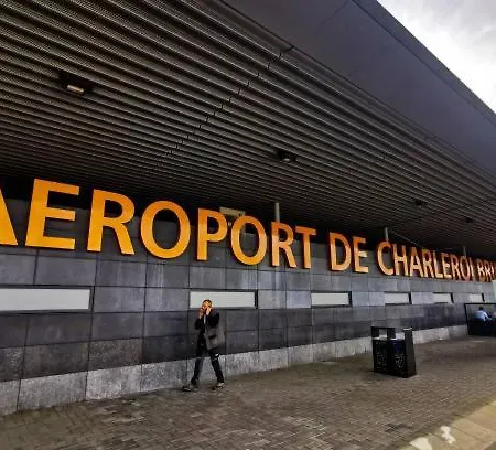 Jean 1b Brussels-charleroi-airport * Σαρλρουά